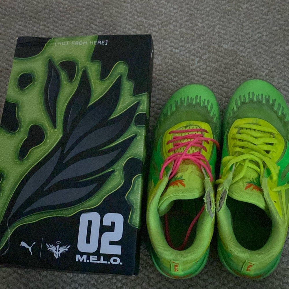 These are the MB .02 * Slime basketball shoe